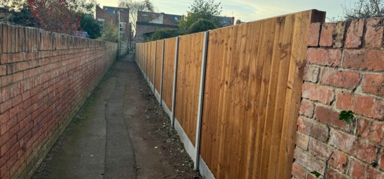 Can I Install My Garden Fence Myself in South Wales?