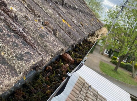 gutter cleaning south wales