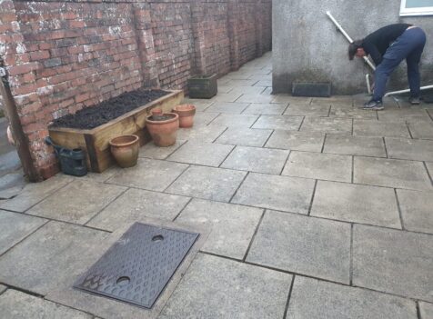 jet washing patios cardiff