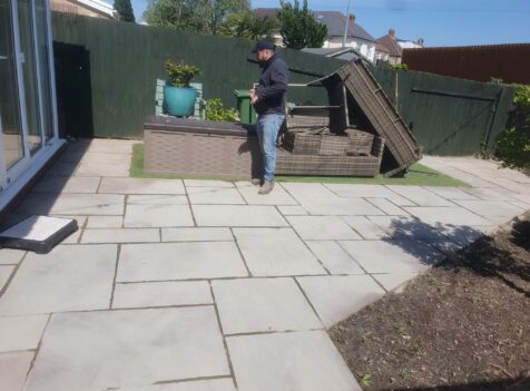 patio paving jet wash Rhiwinder