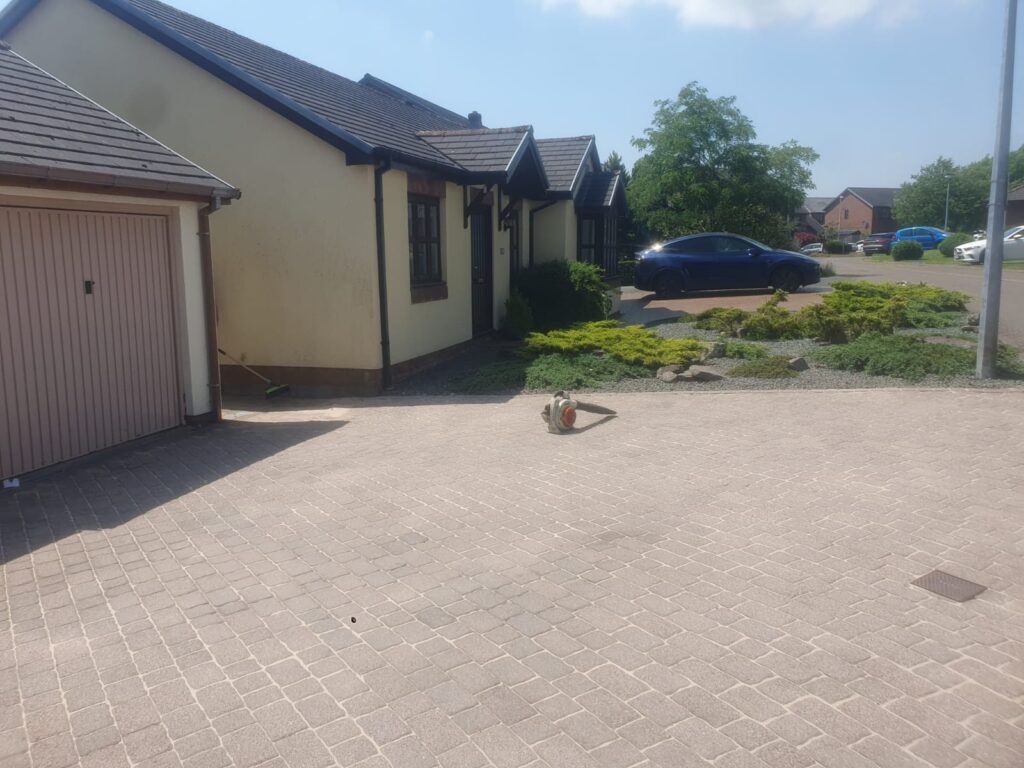 driveway cleaning bridgend